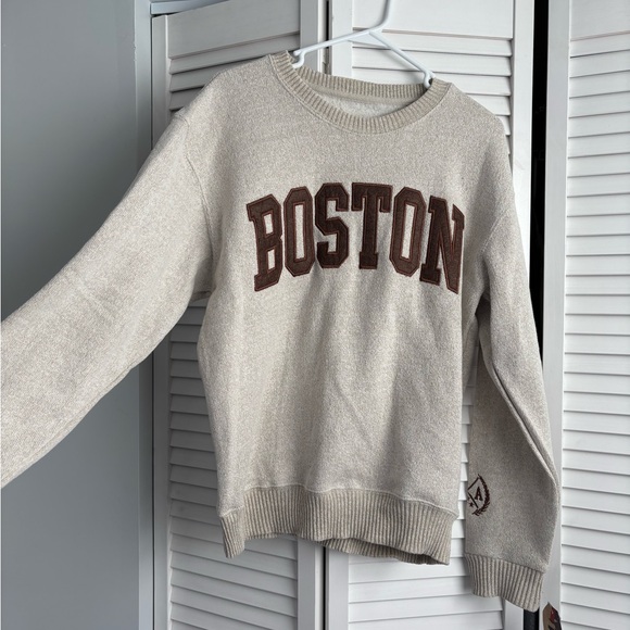 Boston Beige Sweatshirt - Picture 2 of 4